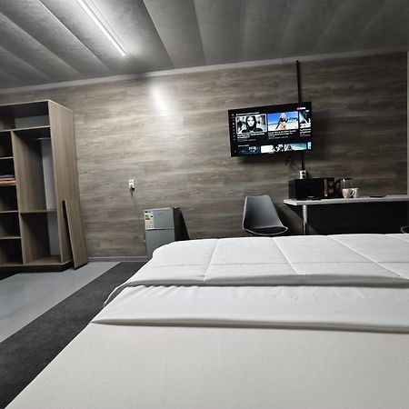 The Mini-Hotel On Mukanov St Almaty Luaran gambar
